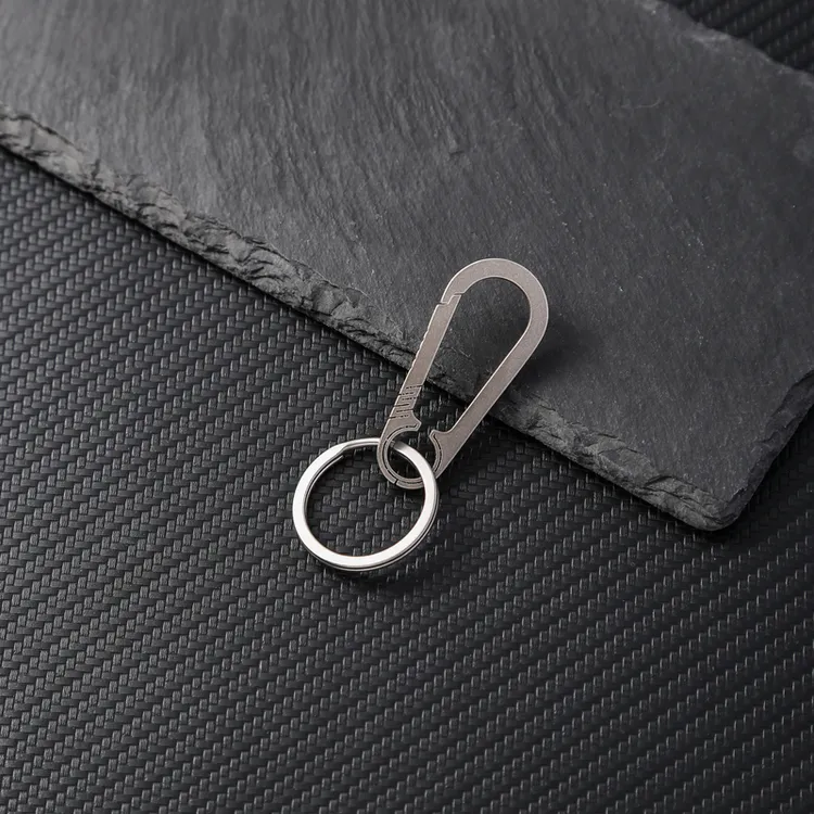 普雷萨斯新款钛合金钥匙扣裸扣双头扣开瓶器扣多款挂扣多功能纯钛