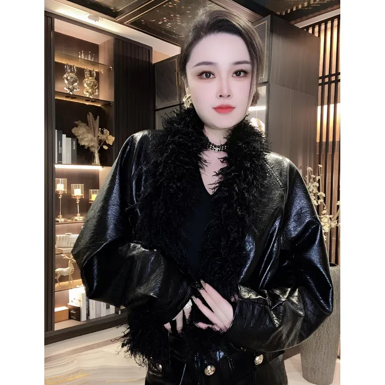 气质皮衣外套女轻奢重工设计感时尚显瘦外套