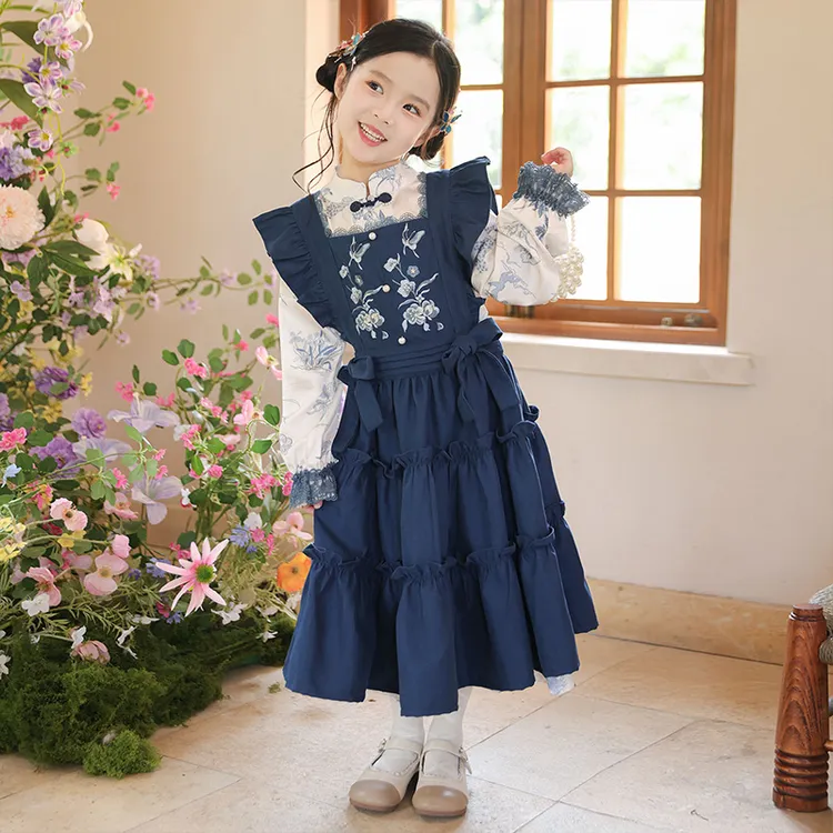 女童连衣裙春秋2025新款洋气儿童新中式套装女孩国风青花刺绣裙子