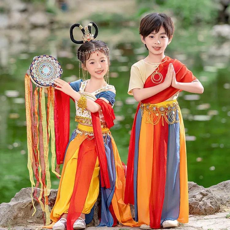 六一儿童节幼儿园表演服中国风唐装男女宝宝团体舞台大合唱演出服
