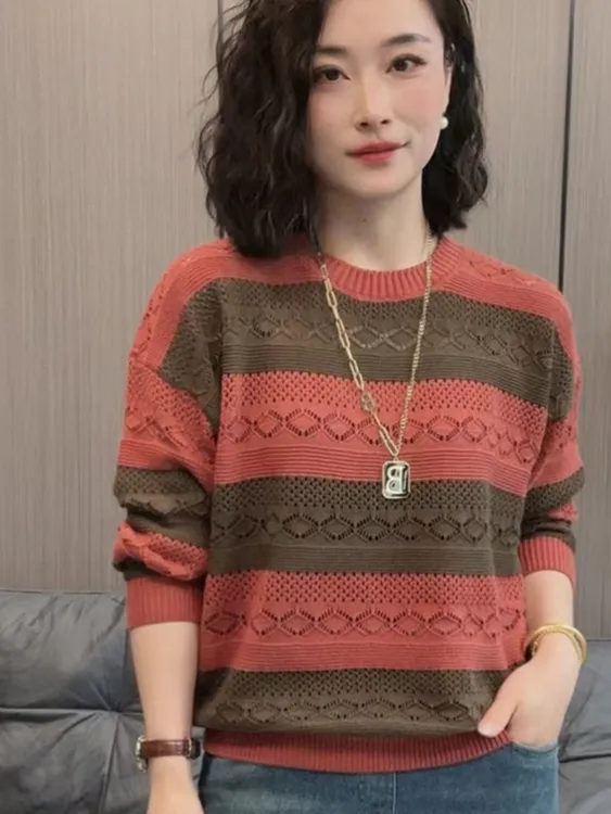 中年妈妈镂空长袖T恤针织衫秋季宽松遮肚洋气小衫条纹减龄打底衫