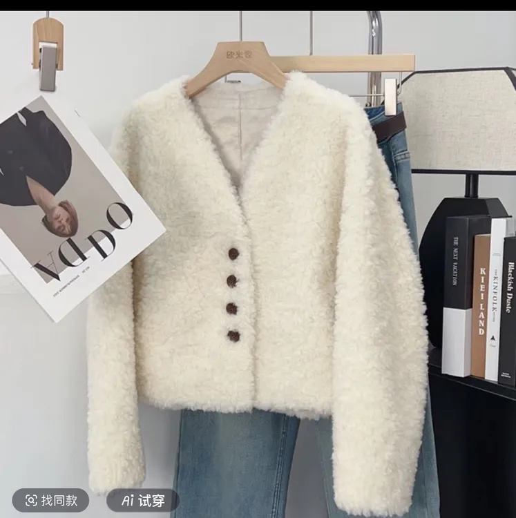 韩系防羊羔毛颗粒绒羊羔毛外套女冬季新款简约V领短款皮毛一体