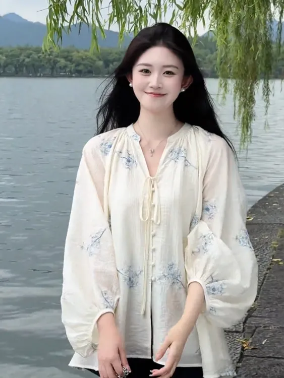 小个子气质清纯系碎花长袖衬衫2025早秋新款超仙韩里韩气小衫女装