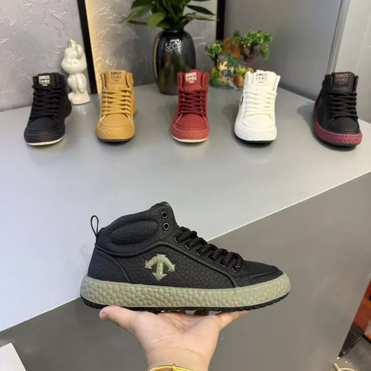 单棉同款高帮2025秋冬新款男士运动休闲鞋百搭纯色