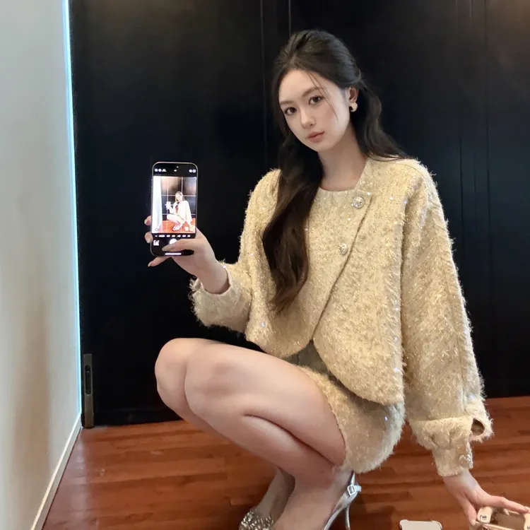 Lydiaxu富家千金高级感金灿灿法式小香风外套半裙小香风套装TZ731