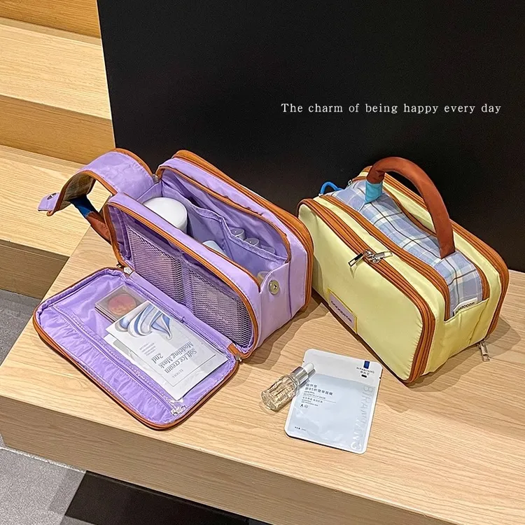 撞色化妆包便携式大容量2025新款学生旅行轻奢高级防水分区收纳包