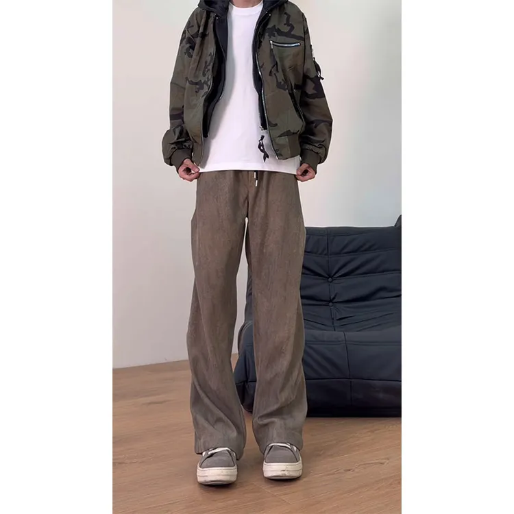 咖色裤子男秋季新款直筒宽松阔腿卫裤美式褶皱纹理微喇休闲裤潮流