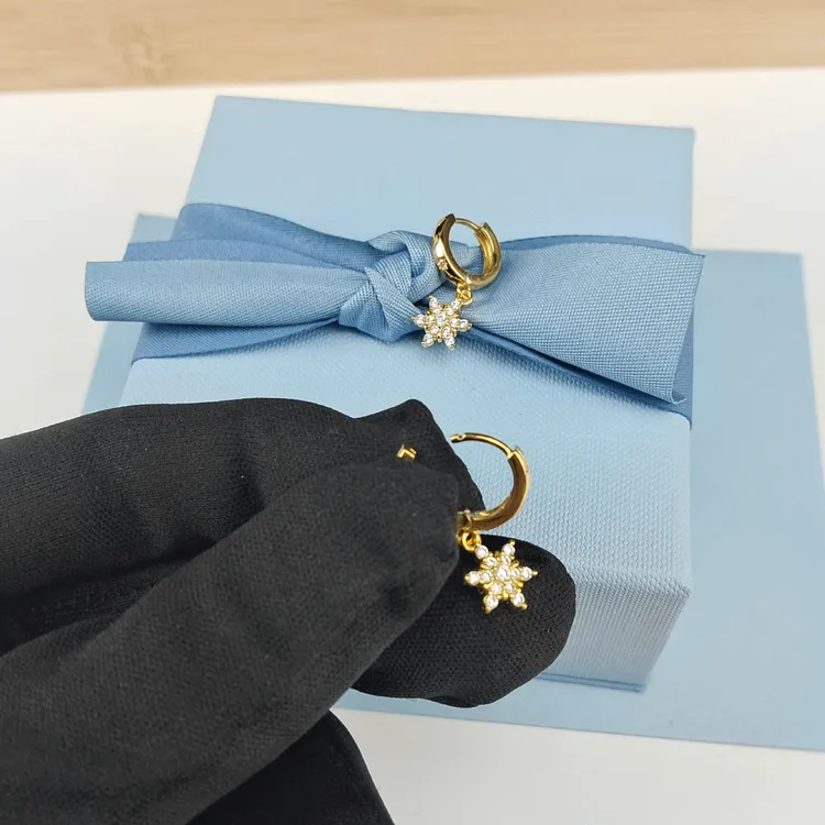 铜合金耳饰 星光雪花韩系轻奢金色高级感耳扣百搭小清新网红耳环