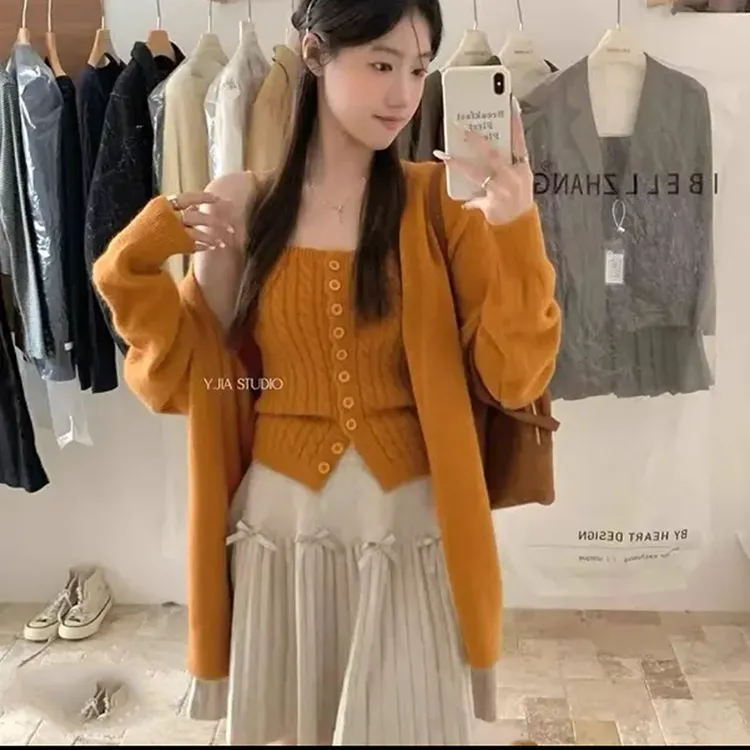 原版秋季韩系慵懒麻花排扣吊带背心针织开衫两件套装毛衣外套百搭