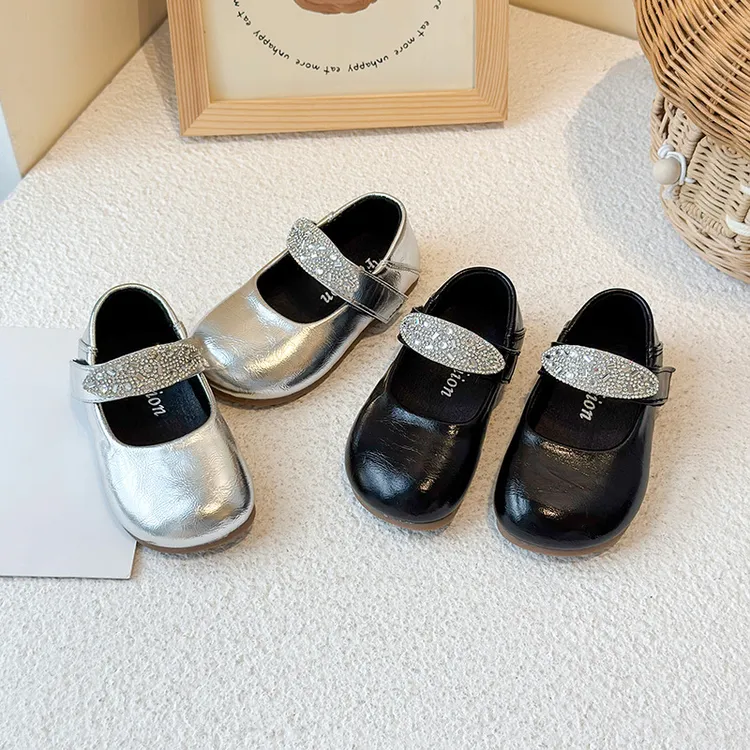 【雪松糖霜】秋季儿童单鞋女童水钻公主鞋韩版简约百搭方口舞蹈皮鞋