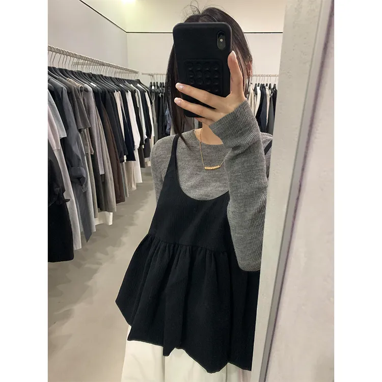 韩系简单大方高级感穿搭巨好看小个子黑色吊带灰色针织衫套装女秋