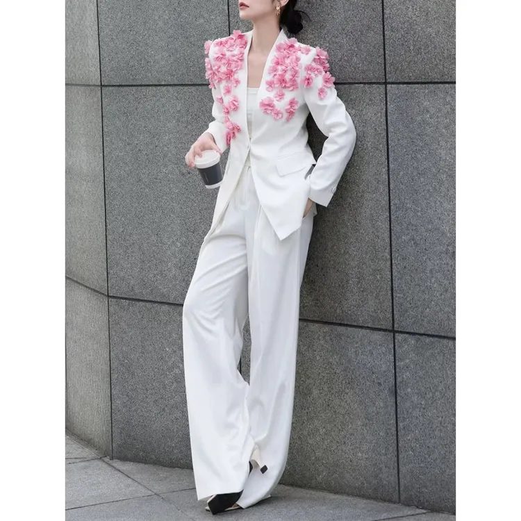 2025浪漫法式两件套女新款重工立体玫瑰花设计领西装+高腰直筒裤