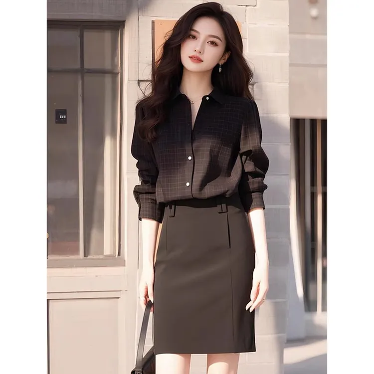 春秋穿搭一整套高级感2025新款气质女神范贵气感千金轻熟御姐套装