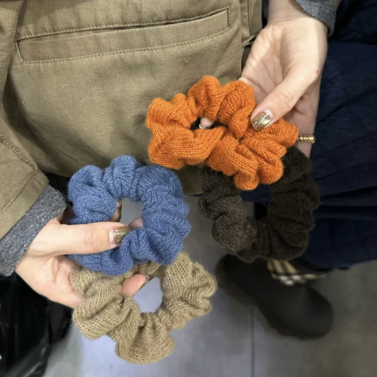 韩国基础百搭多巴胺少女氛围感针织毛线小肠圈纯色橡皮筋弹力发圈