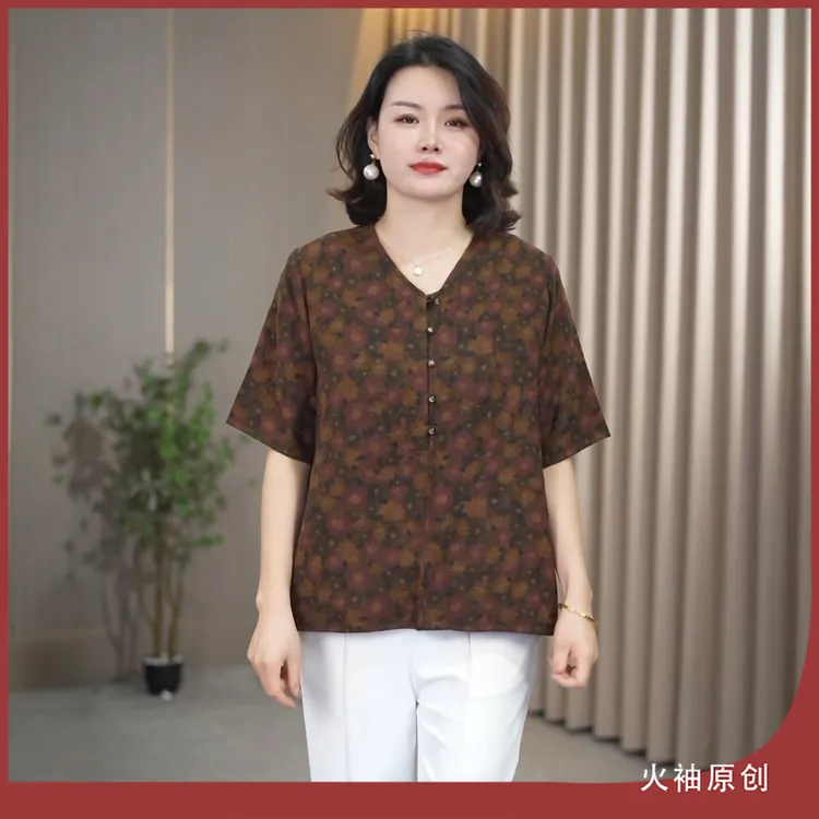 火袖G1257中老年复古风印花妈妈装上衣女夏装新款宽松显瘦V领小衫
