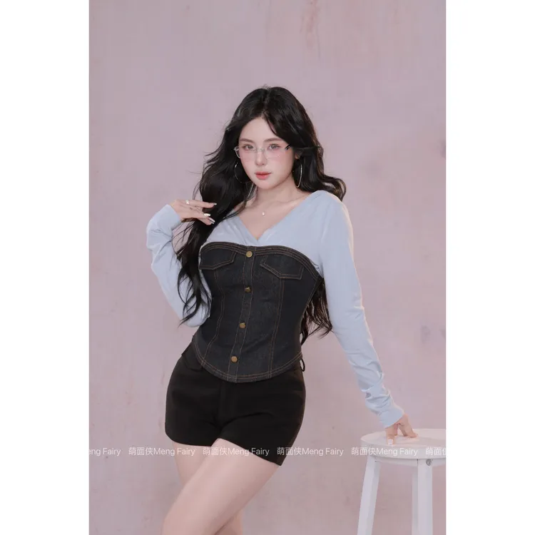 现货萌面侠【蓝部少女】辣妹牛仔撞色拼接V领修身设计感上衣6479M