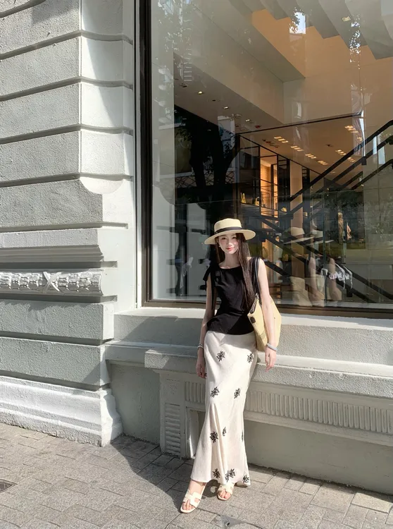 EIA一尧【查尔周末半裙】气质高级买手风麻感刺绣半裙优雅鱼尾显瘦