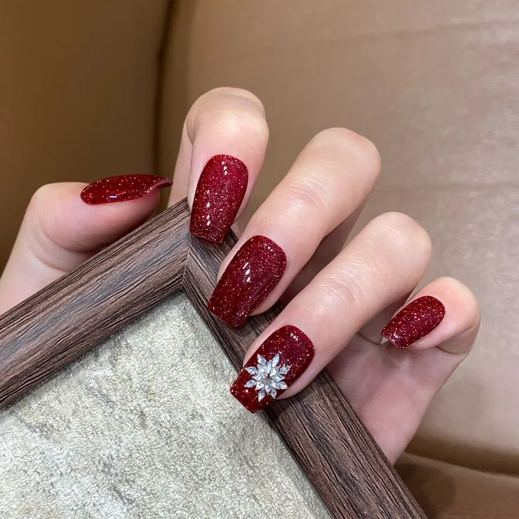 JDD【绯红香氛】冰花锆石钻爆闪短款显白红猫眼纯手工美甲穿戴甲片 