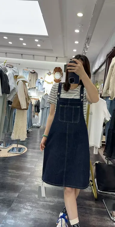 夏季新品休闲简约百搭短裙衫T恤背带牛仔连衣裙时尚洋气中款遮肉