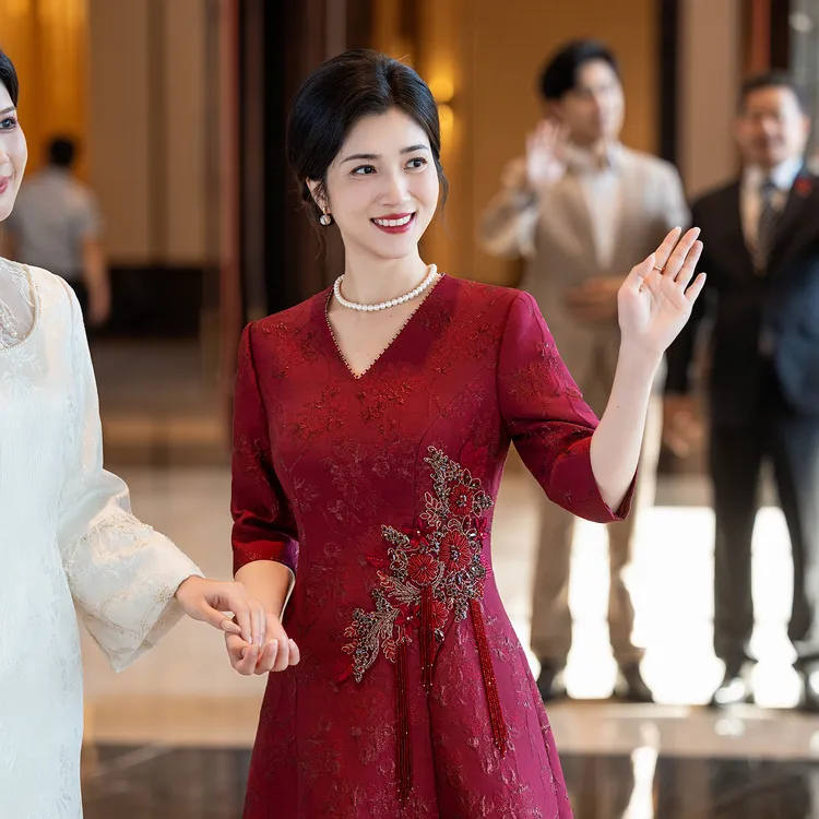 喜嘉喜新款妈妈喜服婚宴安克拉红色旗袍高贵年轻喜婆婆装礼服1573