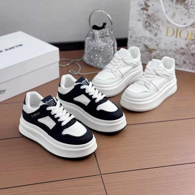 小白鞋女款2025夏季透气厚底软底休闲运动板鞋JX703 MAN