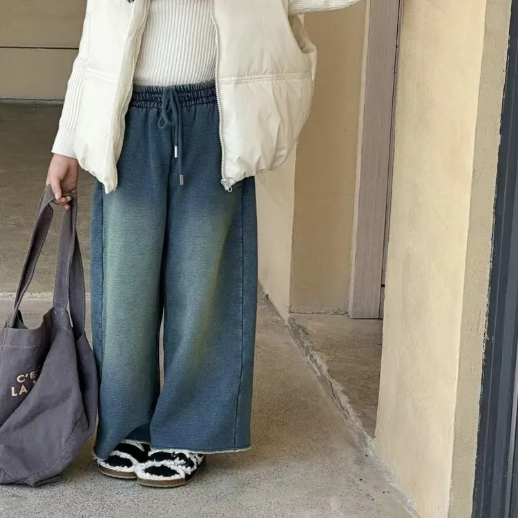 女童韩版洋气加绒牛仔裤冬装儿童加厚直筒裤冬季保暖阔腿长裤