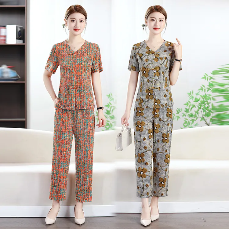 新款夏季冰丝妈妈套装洋气遮肉减龄盘扣新中式两件套50-60岁上衣