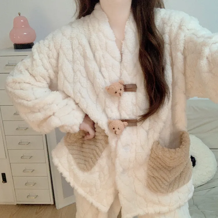【加绒加厚】珊瑚绒睡衣女秋冬季新款卡通小熊法兰绒保暖家居服套装