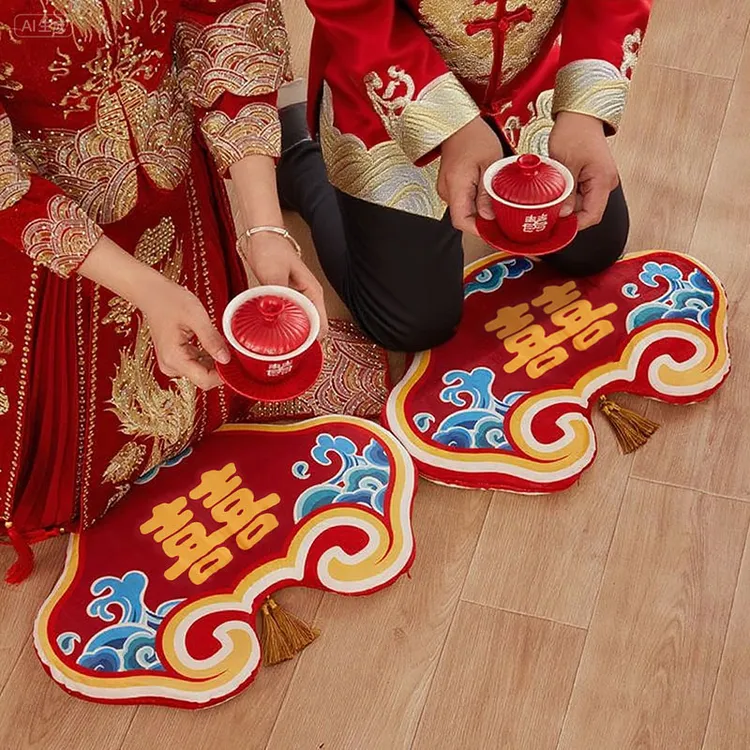 结婚跪垫一对坐福垫新婚新郎新娘磕头敬茶改口婚礼红色喜垫子福垫