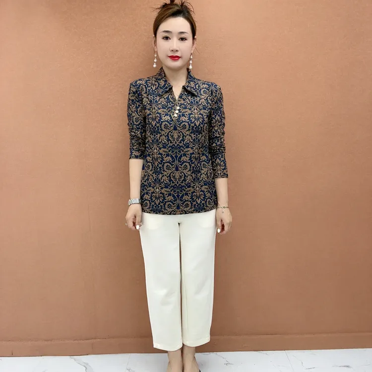 翻领中老年女装秋装时尚妈妈装长袖打底洋气显瘦百搭秋季宽松厚款