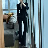 粉红PINK丨“博主裤”设计感INS风简约百搭微喇休闲裤FH25C3K2721