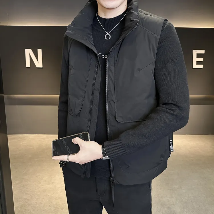 新款2025年羽绒马甲男款鸭绒外穿百搭工装风坎肩外套无袖马夹潮流