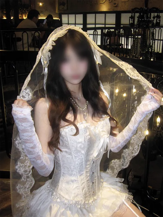 X10395法式纯欲风浪漫鱼骨抹胸上衣女秋冬蕾丝蓬蓬蛋糕裙头纱套装