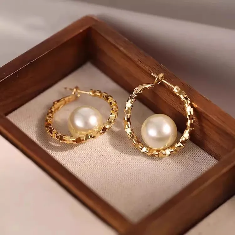 铜合金耳饰 2025新款碎银子珍珠耳圈轻奢高级感耳钉修饰脸型耳饰