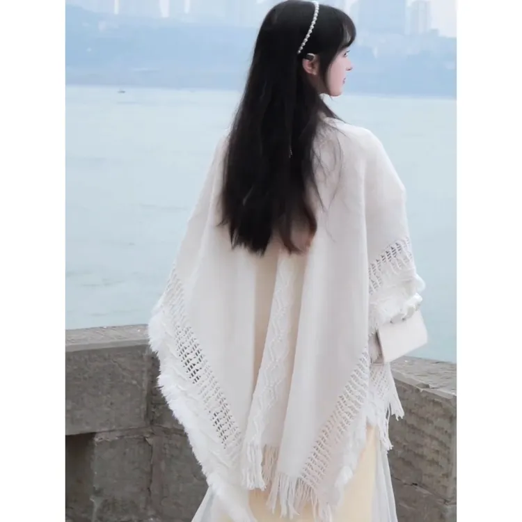 波西米亚流苏镂空杏色针织披肩开衫女夏季度假风吊带外搭防晒罩衫