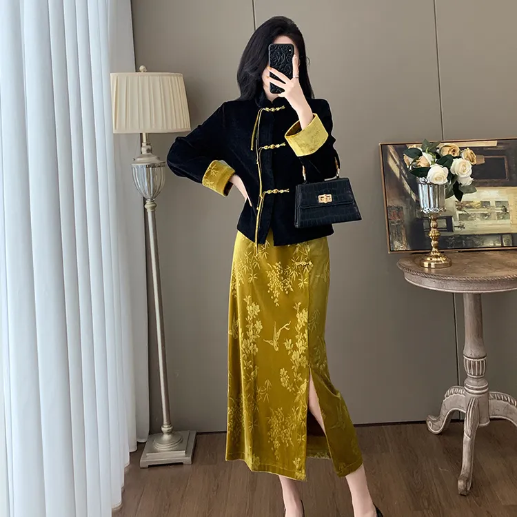 新中式国风盘扣复古唐装上衣女套装气质提花丝绒开叉半身裙两件套