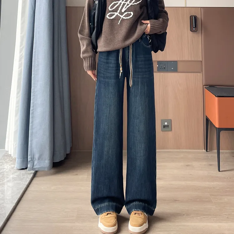 松紧腰加厚直筒牛仔裤女宽松阔腿裤冬季舒肤一体绒宽松保暖厚裤子