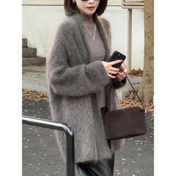 2025冬季新款女装气质百搭高级感慵懒风洋气领长袖针织开衫毛衣