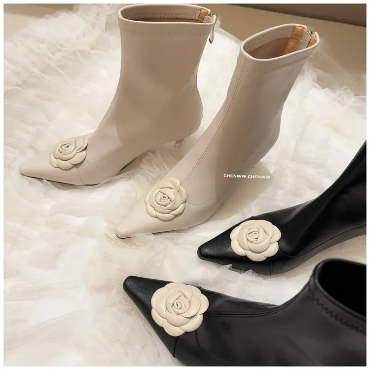 【CHENWW】小香风山茶花弹力瘦瘦靴尖头细跟时装短靴女百搭气质千金