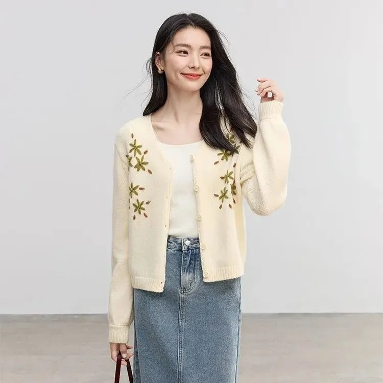 v领白色针织上衣提花开衫春秋季设计感慵懒风外套立体针织衫长袖