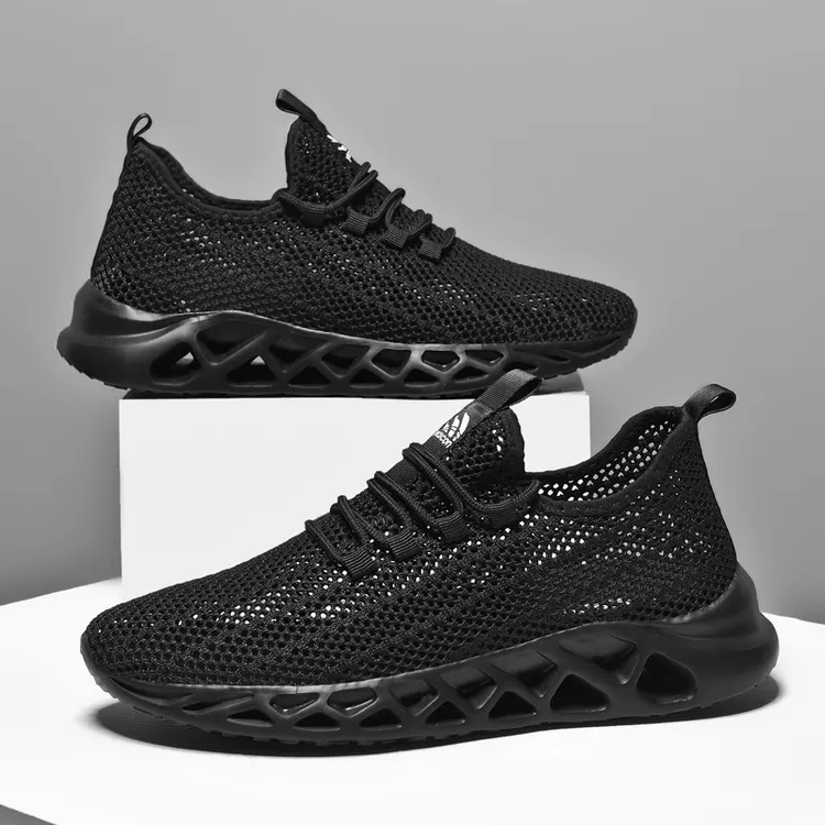 YEARCON/意尔康2025秋季男鞋透气镂空防滑百搭飞织休闲跑步网面鞋