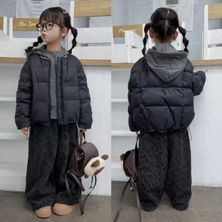 女童秋冬新款韩系高级感圆领短款羽绒服时尚豹纹裤打底三件套