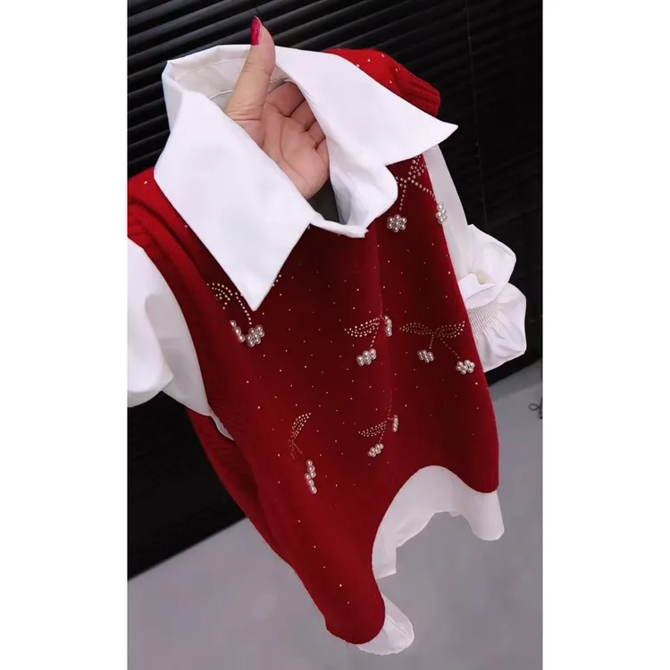 今年流行穿搭2025秋冬新款温柔风钉珠针织背心休闲衬衫上衣两件套