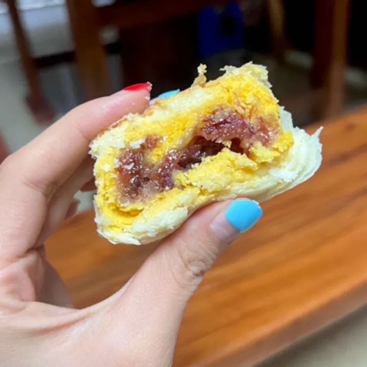 昆明源贸园白酥皮云腿蛋黄月饼100克/枚（10枚装）