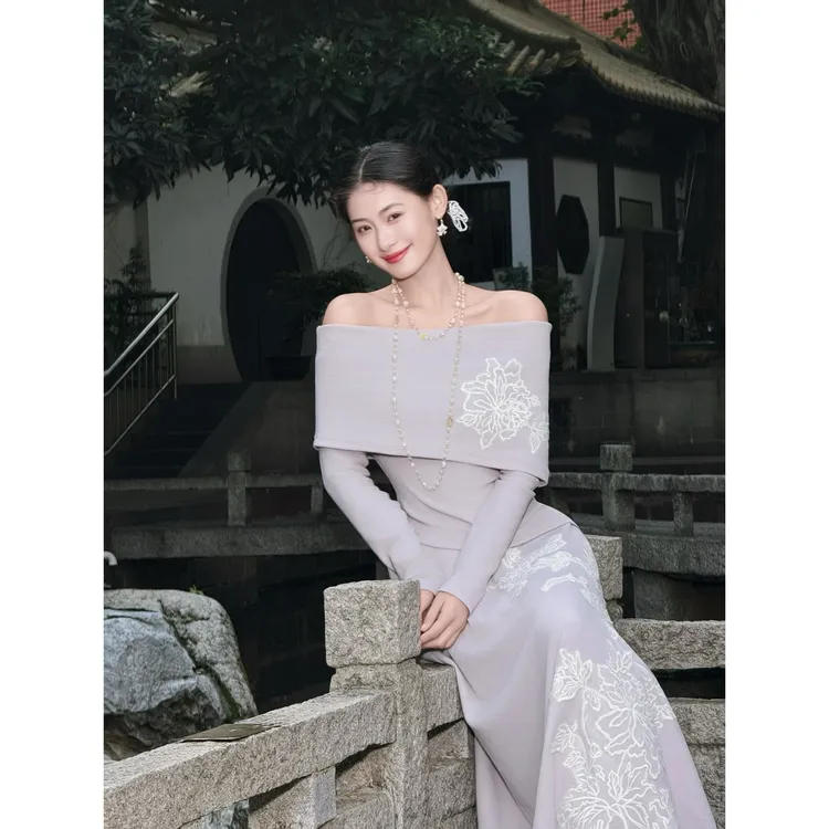 凌茜恣禾【花信驿】法式针织提花套装女一字肩上衣气质高腰半身裙女