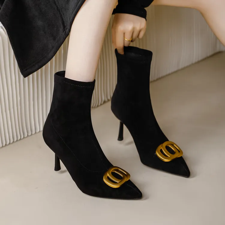 法式细跟弹力瘦瘦靴子女2025秋冬新款黑色百搭气质显瘦尖头短靴女