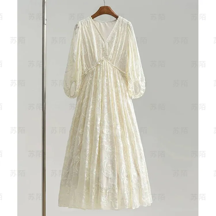 苏陌法式高端优雅气质长裙仙女森系裙刺绣显瘦温柔连衣裙春夏新款
