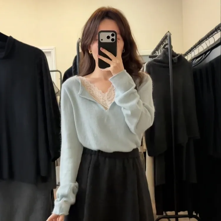 大码法式v领蕾丝假两件针织衫毛衣女秋冬保暖内搭打底衫蓝色上衣