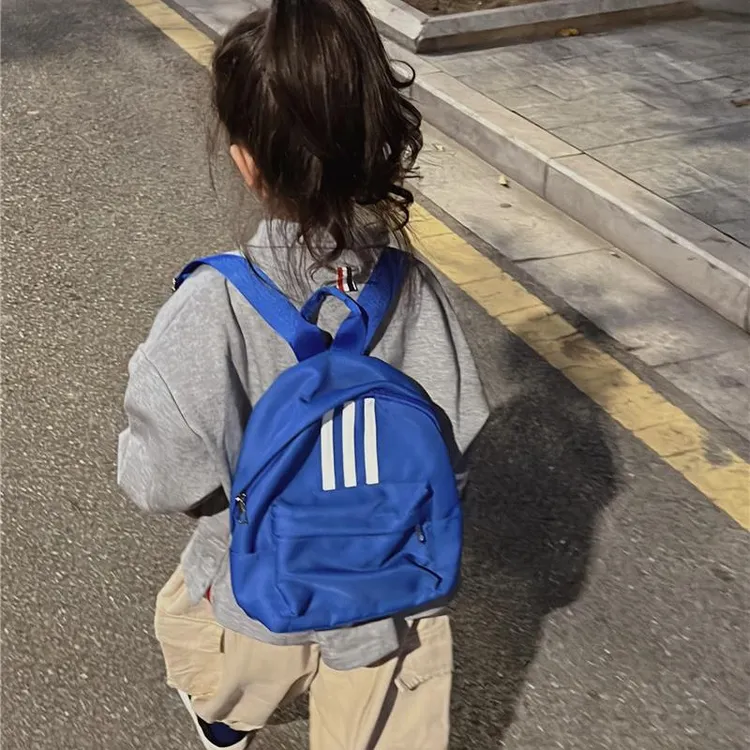 儿童书包女孩幼儿园宝宝背包男童轻便百搭小学生出游包女孩双肩包