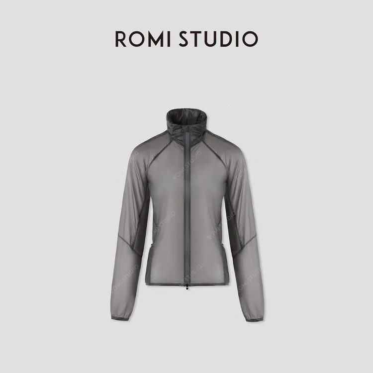 ROMI STUDIO 超轻薄空气感多口袋可收纳皮肤衣外套 RWCSWD3287
